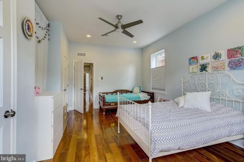 4721 Hazel Ave, Philadelphia PA 19143-2023 exterior