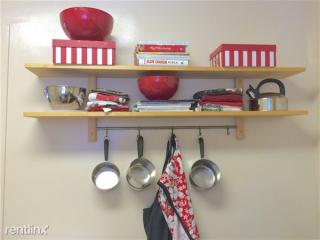 1615 Fitzgerald Ln, Alexandria VA  22302-2004 exterior