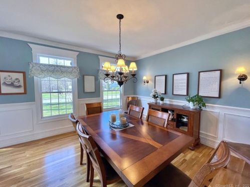 27 Patrick Dr, Seymour CT 06483-2372 exterior