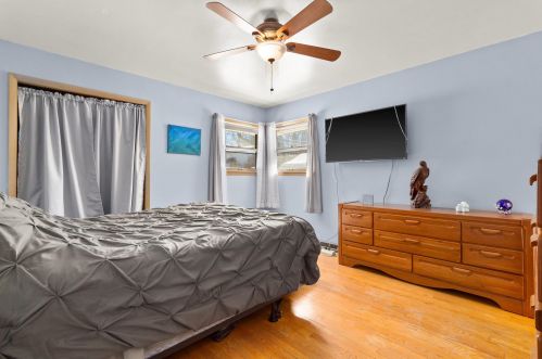 1210 104, Milwaukee WI 53214-3928 exterior