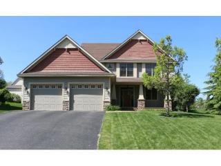 691 Mcfaddens Trl, Saint Paul, MN 55123-2177