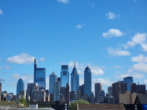 1614 Ellsworth St, Philadelphia PA  19146-3010 exterior