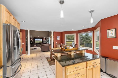 2730 60 St, Fennville MI 49408-9414 exterior