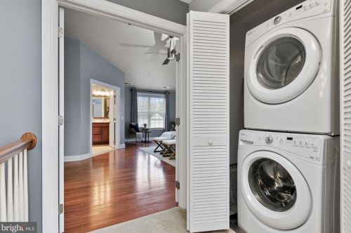 17028 Amity Dr, Rockville MD 20855-2578 exterior