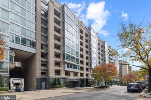 1155 23rd St, Washington DC 20037-3301 exterior