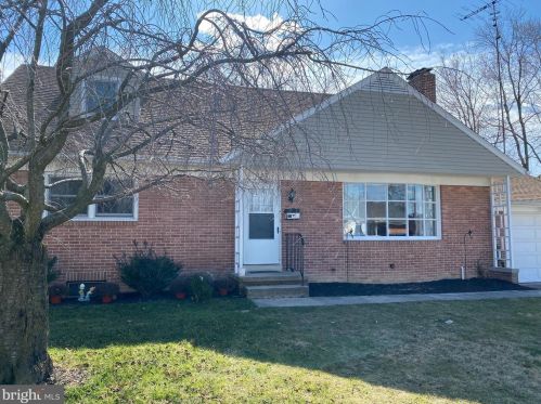 107 Mckinley Ave, Hanover, PA 17331-1836