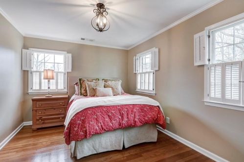 4620 Angelo Dr, Atlanta GA 30319-1045 exterior