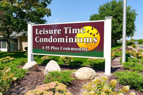 5190 Grn Mdw Rd, Kalamazoo MI 49009-1262 exterior