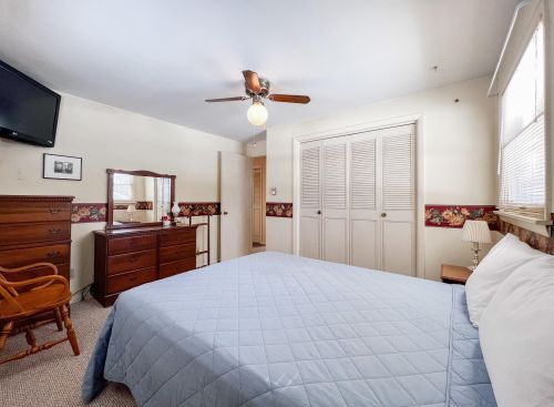 23431 Fosdick St, Dowagiac MI 49047-7433 exterior