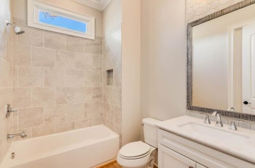 10820 Rogers Cir, Duluth GA 30097-1928 exterior