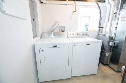 3322 Berteau Ave, Chicago IL 60618-2305 exterior