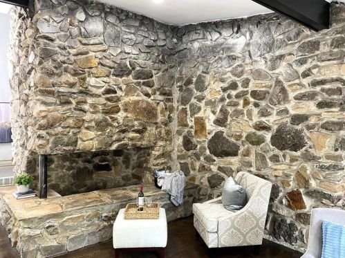 2071 Deborah Dr, Atlanta GA 30345-3917 exterior