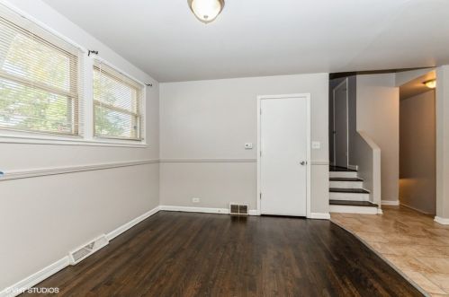 1358 109 Pl, Chicago IL 60655-4002 exterior