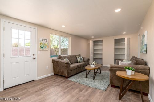 5010 25th St, Tucson AZ  85711-4935 exterior