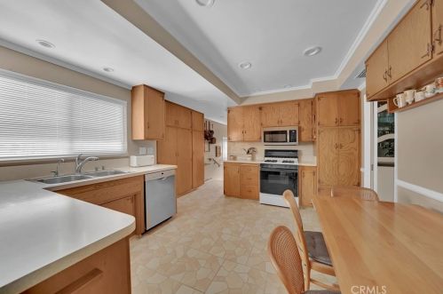 1519 Grove Pl, Fullerton, CA 92831-3431