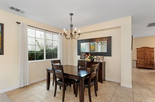 45236 Escalon St, Temecula CA 92592-1325 exterior