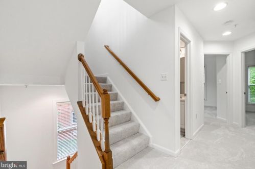 252 Murtha St, Alexandria VA 22304-8613 exterior