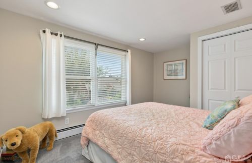 46 Lincoln Ave, Edison NJ exterior