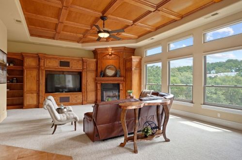 6069 Aldea Dr, Folsom CA 95762-7717 exterior