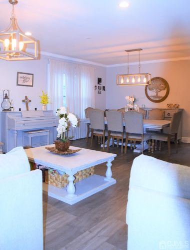 722 Donald Ave, Perth Amboy NJ 08861-2529 exterior