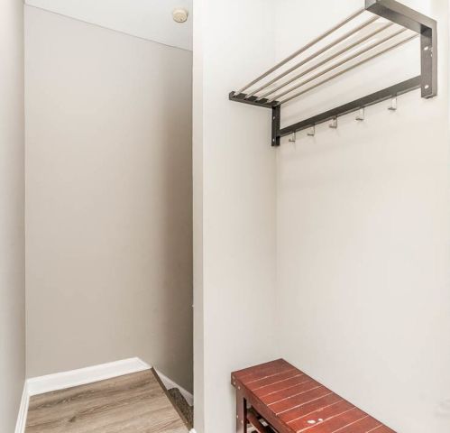 938 Noble St, Chicago IL  60642-5303 exterior