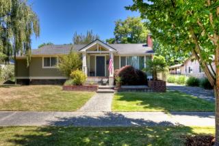 8820 17 Ave, Seattle WA  98117-3505 exterior