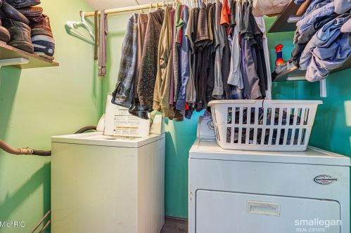 662 Fremont Ave, Grand Rapids MI 49504-4314 exterior