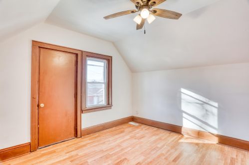 1963 8th St, Milwaukee WI  53204-3851 exterior