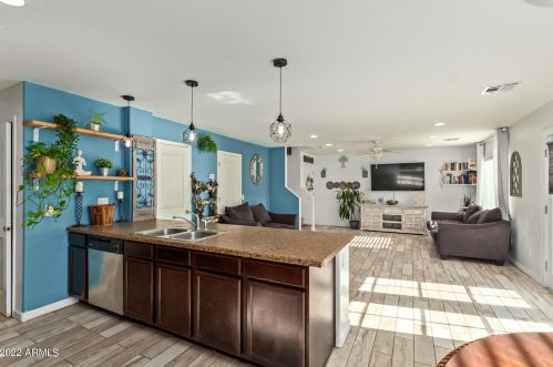 5650 10 Dr, Phoenix AZ 85041-8354 exterior