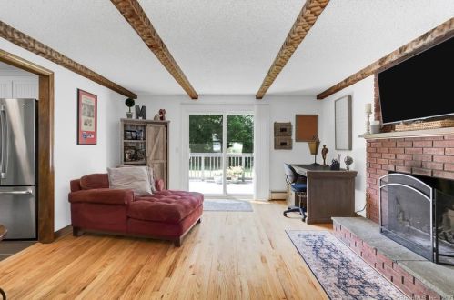 46 Eldridge St, Manchester CT 06040-5500 exterior