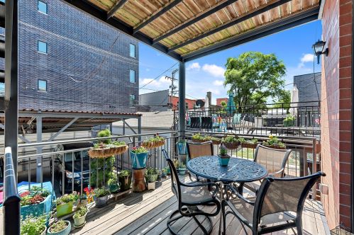 2407 Moffat St, Chicago IL  exterior