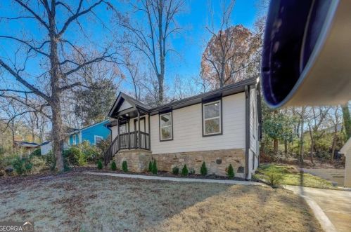 2078 Bethel Dr, Atlanta GA 30314-1304 exterior