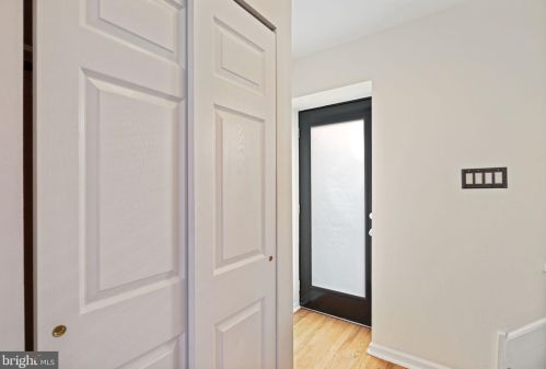 830 Kater St, Philadelphia PA  19147-2013 exterior