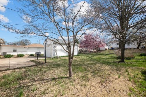 4412 Boswell Ave, Saint Louis MO 63134-3619 exterior