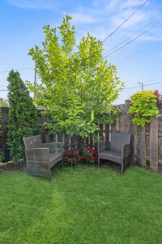 725 38th St, Chicago IL  60653-1905 exterior