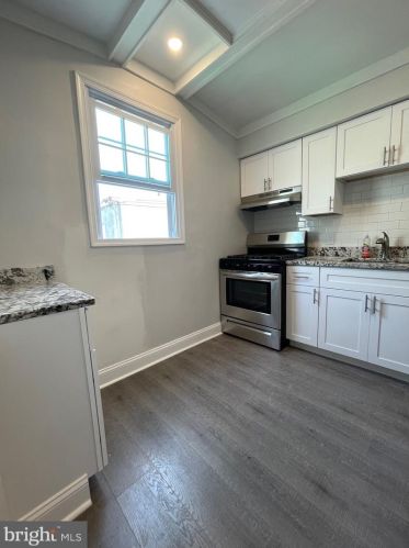 1533 Jackson St, Philadelphia PA  19145-3944 exterior