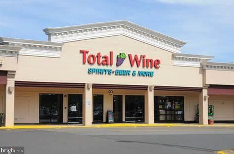 431 Armistead St, Alexandria VA 22312-2843 exterior