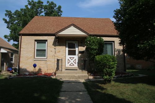 2860 47, Milwaukee WI 53210-1753 exterior