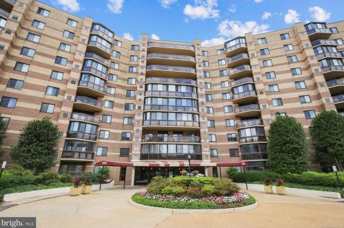 8360 Greensboro Dr, Mc Lean VA 22102-3511 exterior