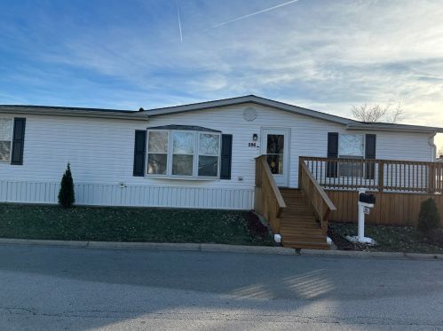 286 Blackthorn Rd, Matteson, IL 60443-2162