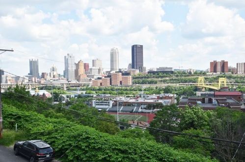 852 Windom St, Pittsburgh, PA 15203-1335