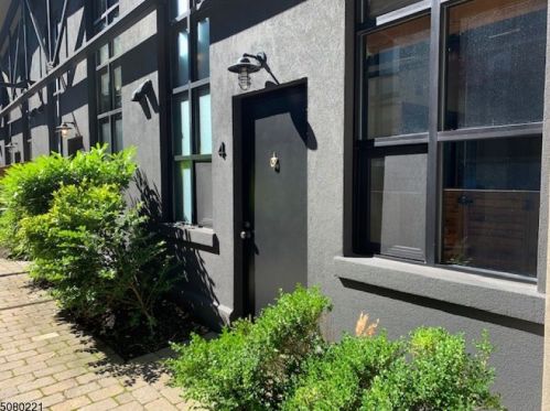 51 Greenwood Ave, Montclair NJ 07042-3648 exterior