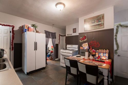 61 Ledge St, Providence RI 02904-2316 exterior