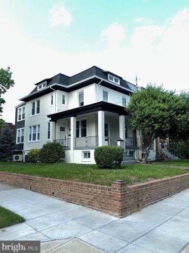 731 Quackenbos St, Washington DC  20011-1255 exterior