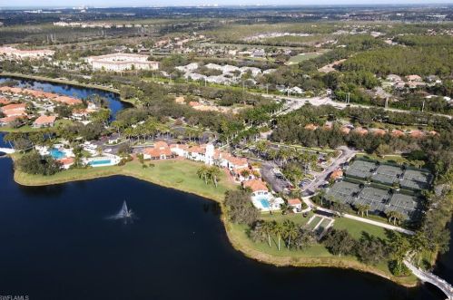 3695 El Segundo Ct, Naples FL 34109-1398 exterior