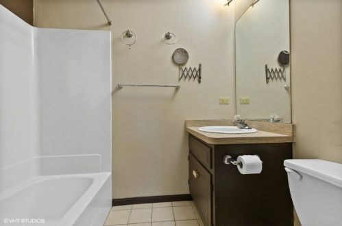 804 Peale St, Joliet IL 60433-2140 exterior