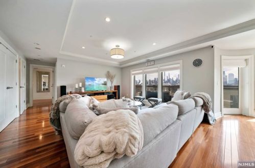 53 Eton Row, Union City NJ 07086 exterior