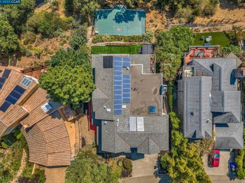 424 Gravatt Dr, Berkeley, CA 94705-1506