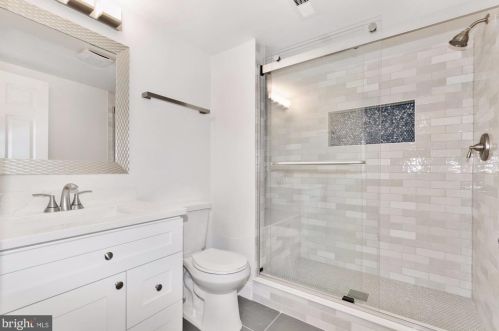 4608 Coachway Dr, Rockville MD  20852-2338 exterior