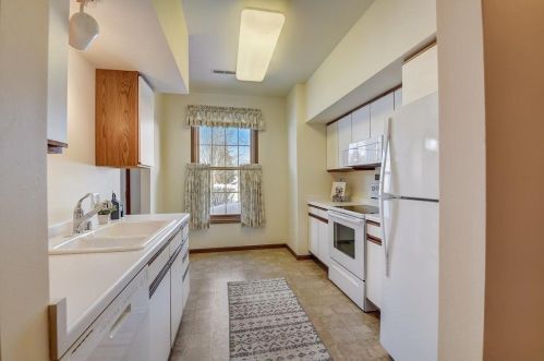 6014 Dell Dr, Madison WI  53718-8200 exterior